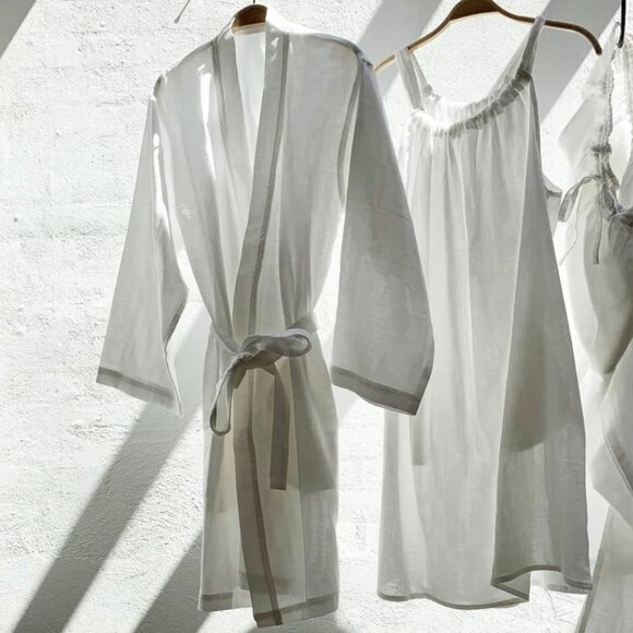 NWT Care By Me Vivienne Kimono Robe Size Small - Picture 4 of 11